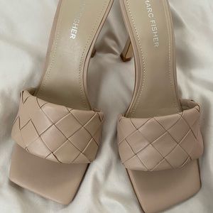 marc fisher darasa sandal